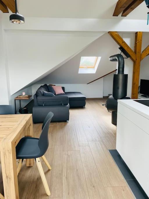 Traumvilla Im Herzen Hainichens Bagian luar foto